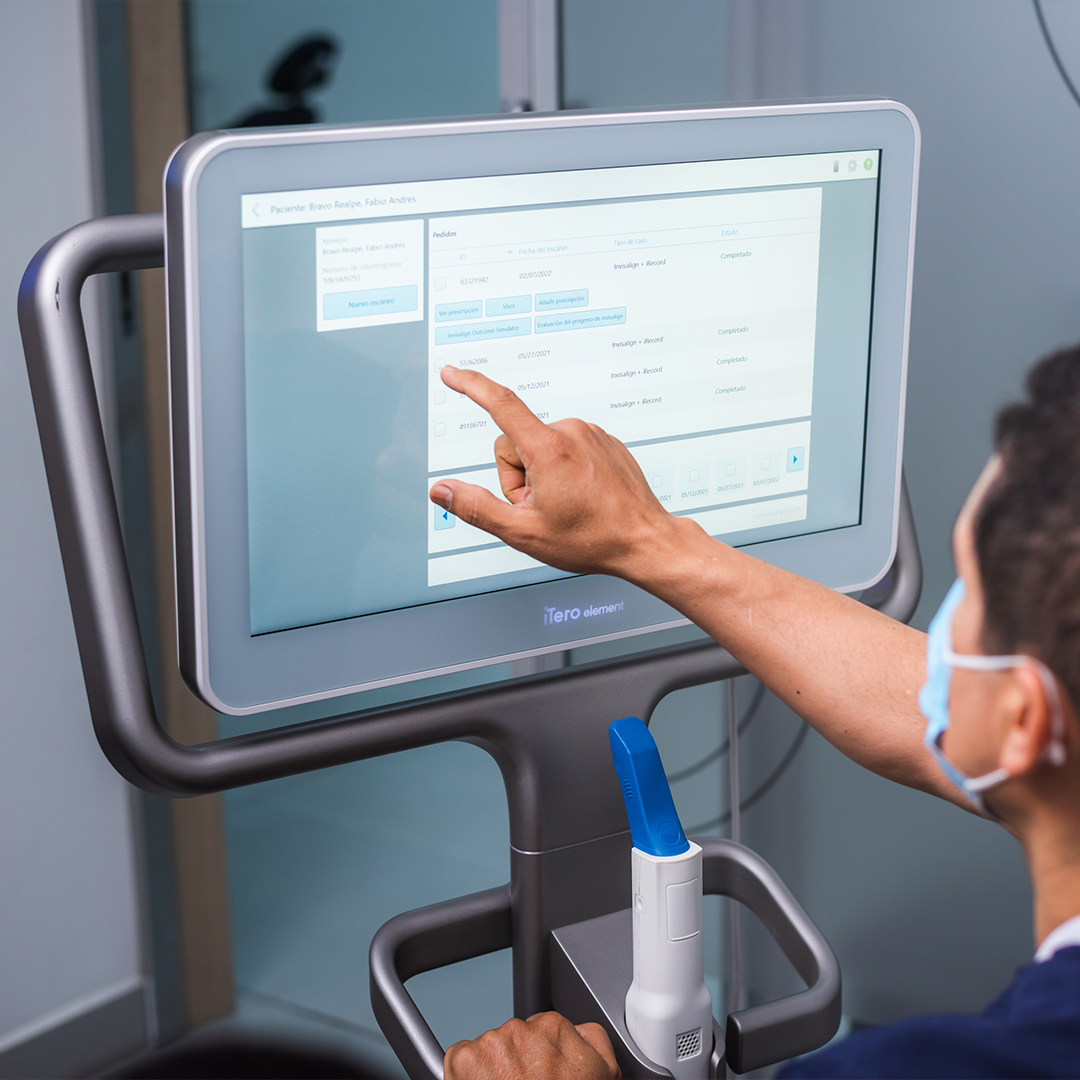 Escáner intraoral en uso